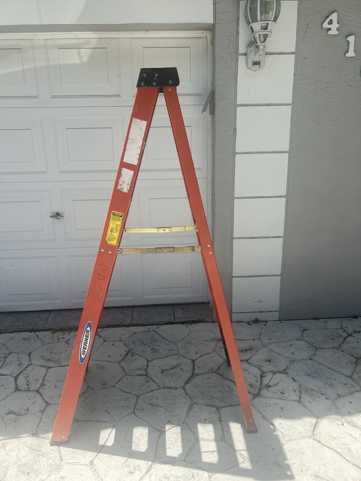 Werner 6’ Fiberglass and Aluminum Ladder