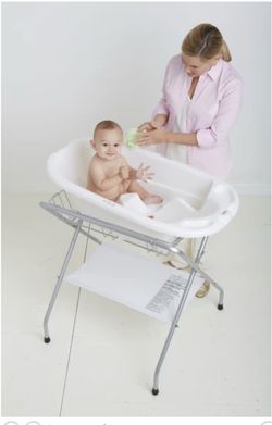 Bathtub with Stand
