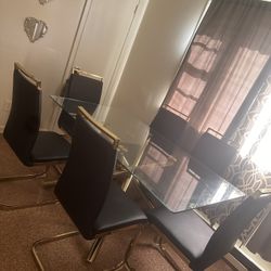 Dining Table With 6 Chairs 