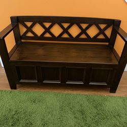 🧺 Wooden Entryway/Hallway Storage Bench - $125