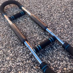 💪 Chest & Arm Workout Trainer – Adjustable – Like New