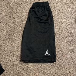 Black Jordan Basketball Shorts Youth Large 