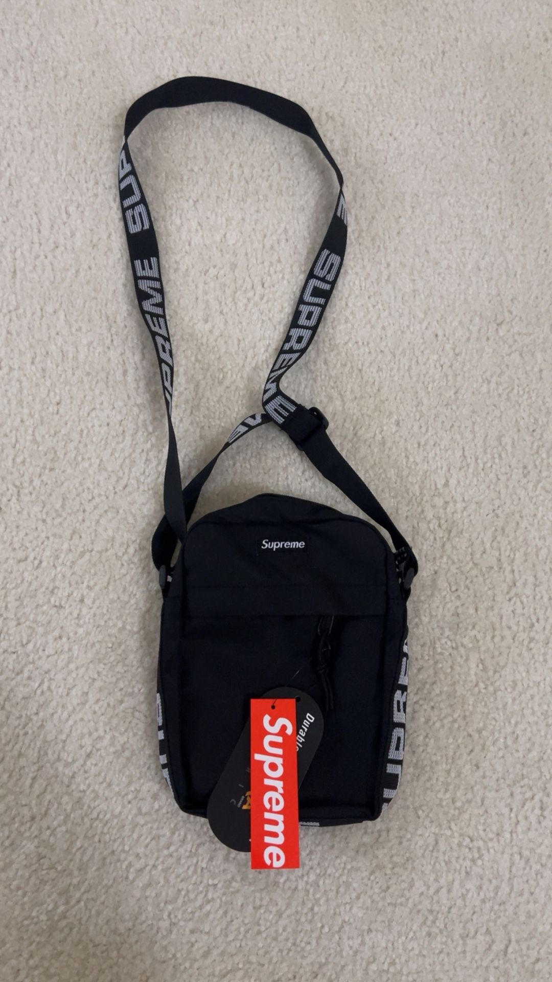 Supreme Shoulder Bag ‘Black’