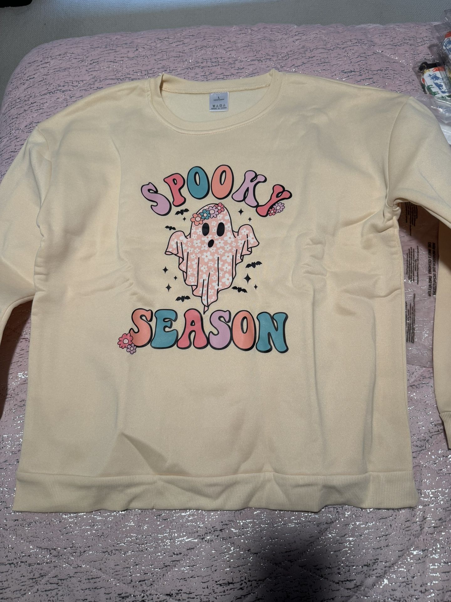 Spooky Season Print Sweatshirt, Casual Long Sleeve Crew Neck Sweatshirt For Fall & Winter, Women's Clothing