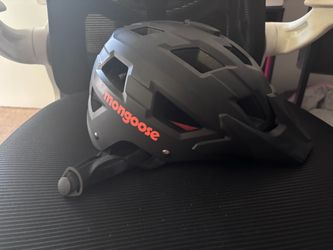 Mongoose Bike Helmet Matte Black Like New