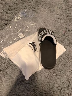 Burberry slides