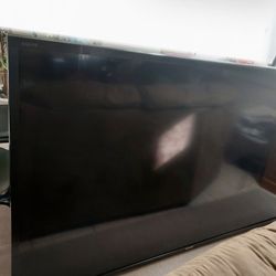90-inch SHARP AQUOS TV + WALL-MOUNT 