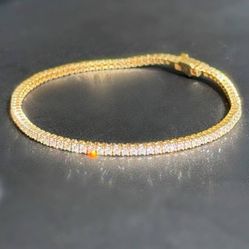 14k solid yellow gold Brand New 2.25CTW Diamond Tennis bracelet 7”