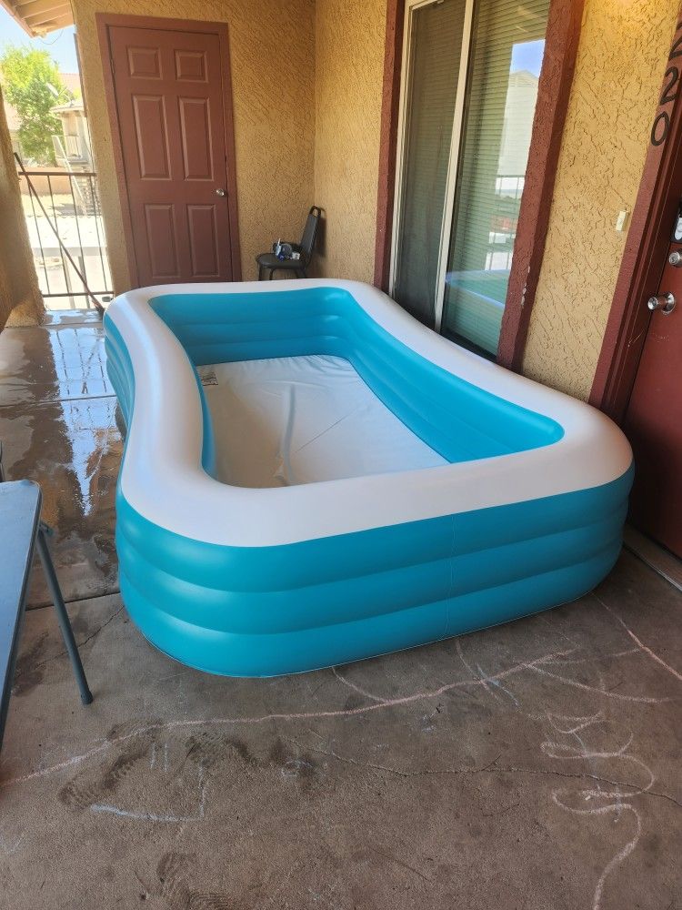 Bluescape Family Pool 10ft Long With Air Pump