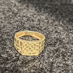 14k Gold Ring
