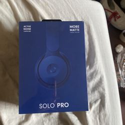 Beats Solo Pros 