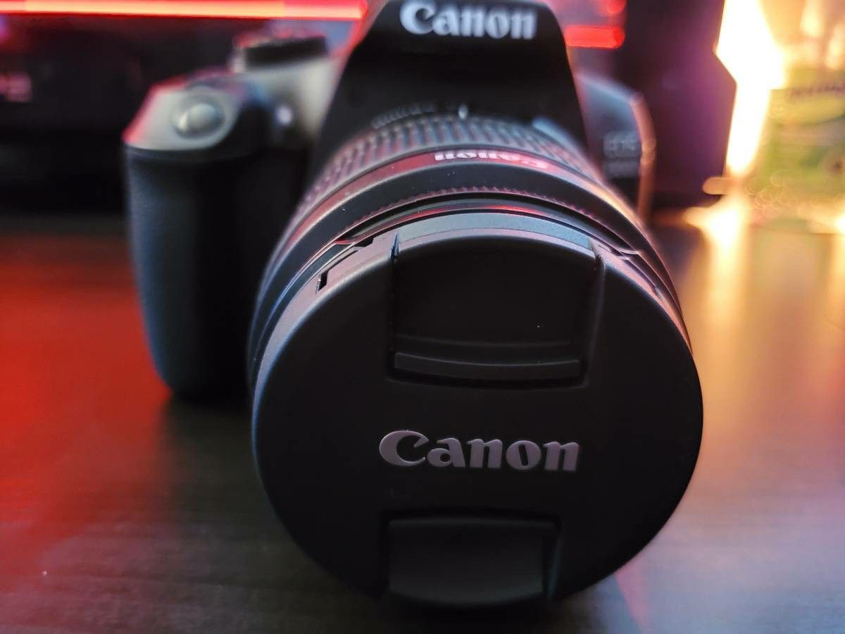 Canon EOS Rebel T6 DSLR Camera Bundle