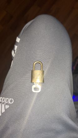 LV lock & key