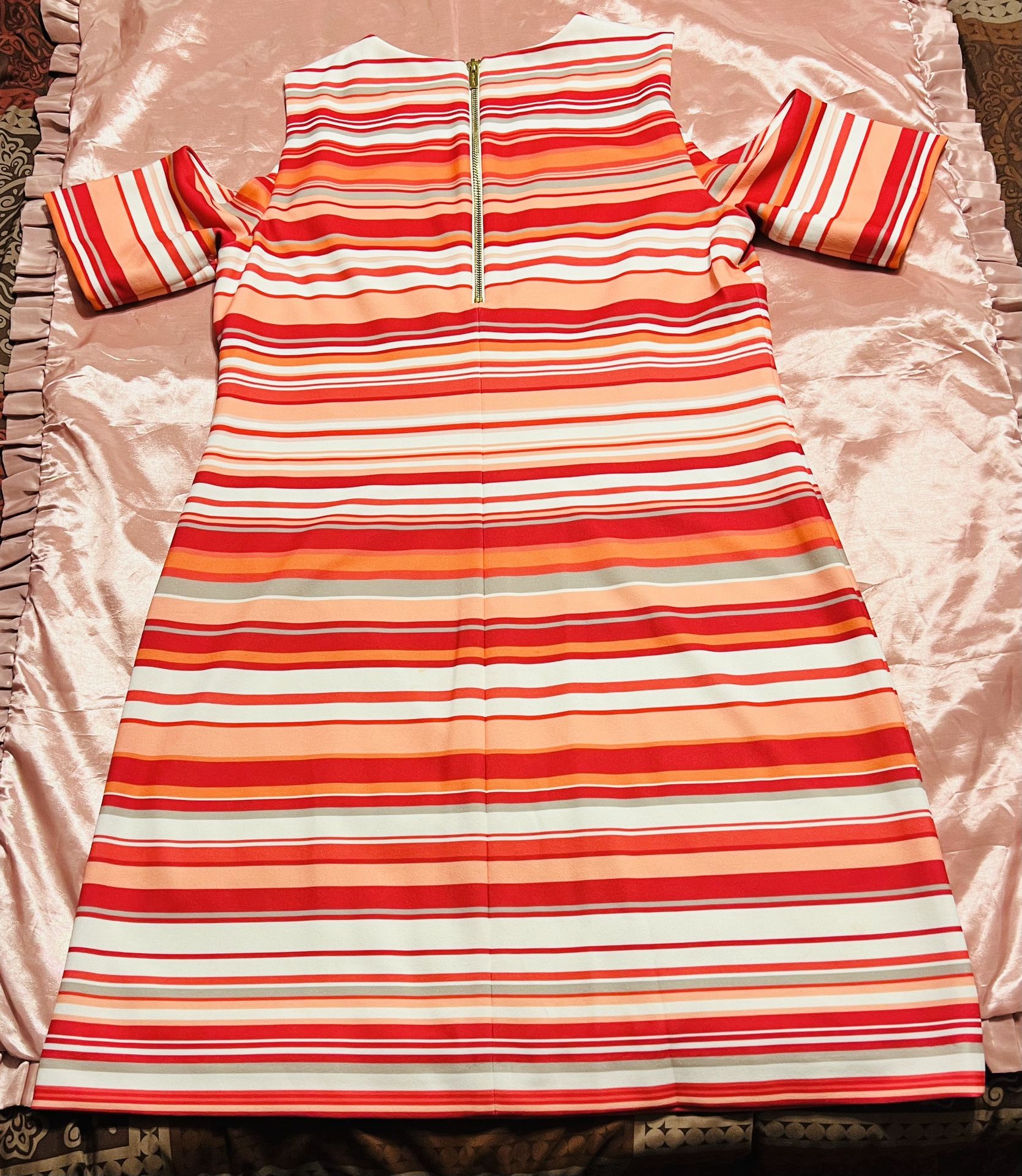 Beautiful Women Dress Calvin Klein Size (10)
