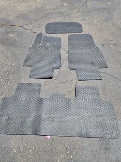 Tesla floor mats