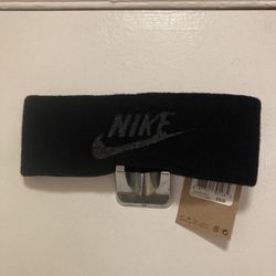 New Nike Headband