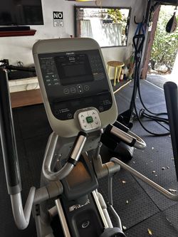 Precor Elliptical In Great Condition