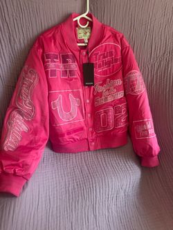 Brand new with original True Religion tags still attached! 💕✨