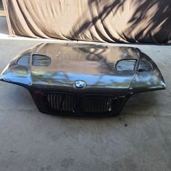 E46 bmw  NRG Carbon 8 hood