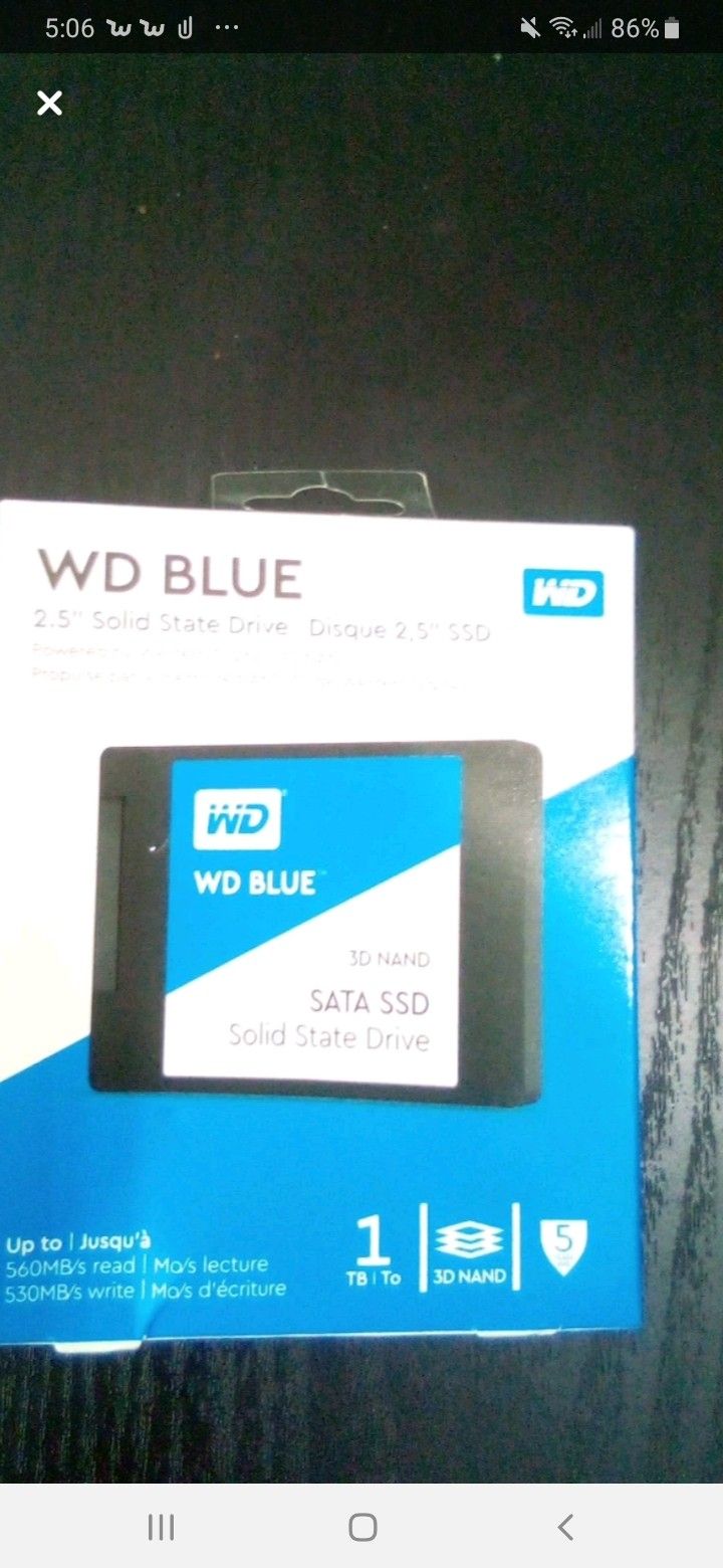 NIB WD 1TB BLUE SSD