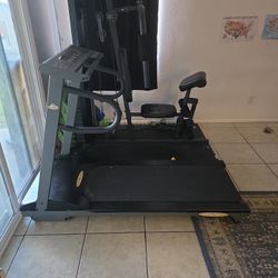 Treadmill - Vision Fitness T840 - Excellent condition 