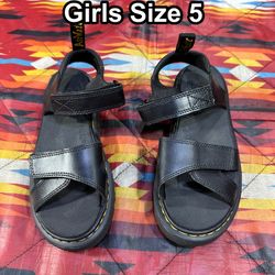 Dr. Martens Vossie J Black Sandals Girls Size 5 Strap
