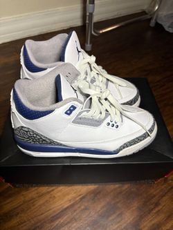 Jordan 3 size 4.5