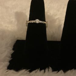 Sterling Silver 925 Ring (size 7.5)