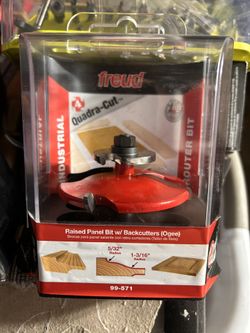 Freud 99-571: 3-1/2" (dia.) Raised Panel Bit W/backcutters with 1/2" shank, 1-3/16" 