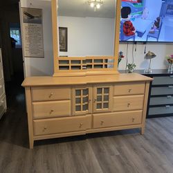 Dresser  with Mirror Brand New