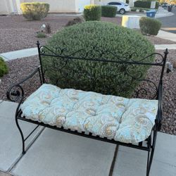 Black Metal Bench Chair With Cushion 