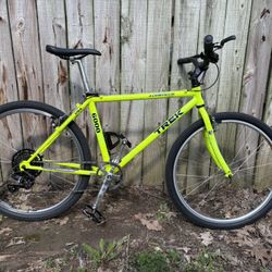 1991 Trek 6000 16.5” Aluminum Frame