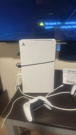 (Playstation Five)