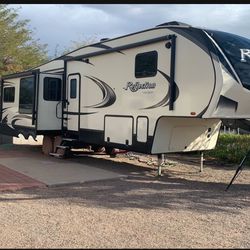 2019 Reflections 337RLS