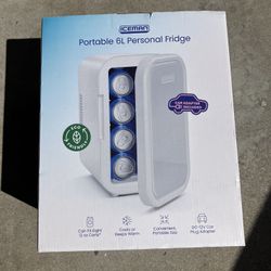 Portable 8 L Mini Fridge 