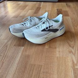 Brooks Glycerin Max
