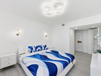 New King Bed with mattress