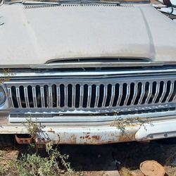 PARTING OUT 74 JEEP WAGONER 4X4 6 CYL 5 SPEED 