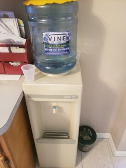 Water cooler