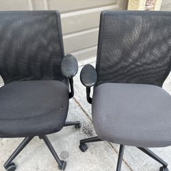 Chairs / Sillas 