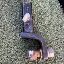 Tow/Trailer Hitch 