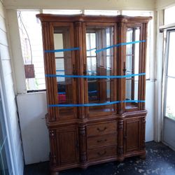 China cabinet-