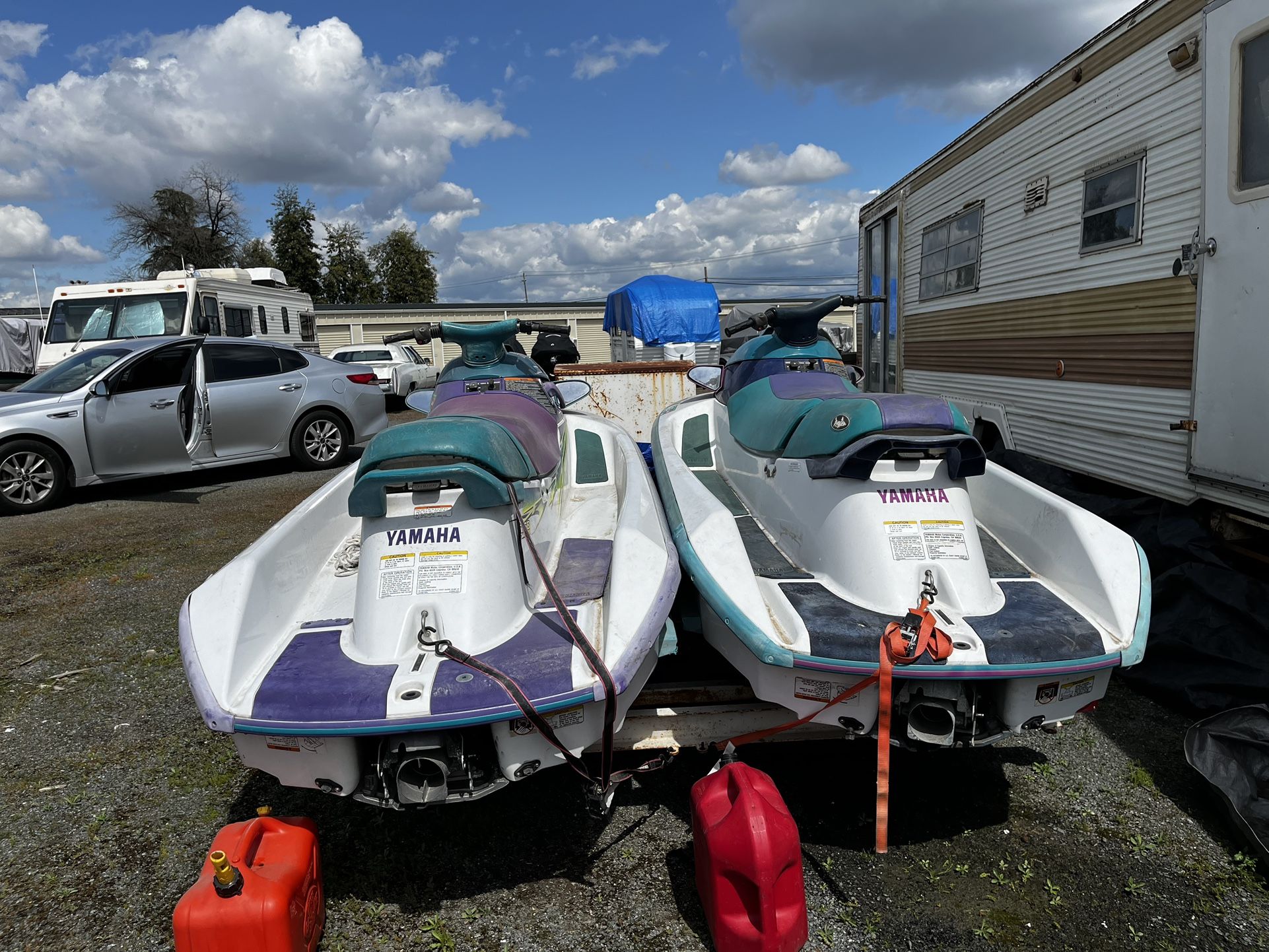 2 Yamaha Jetskis  For Sale 98/97 With Trailer 