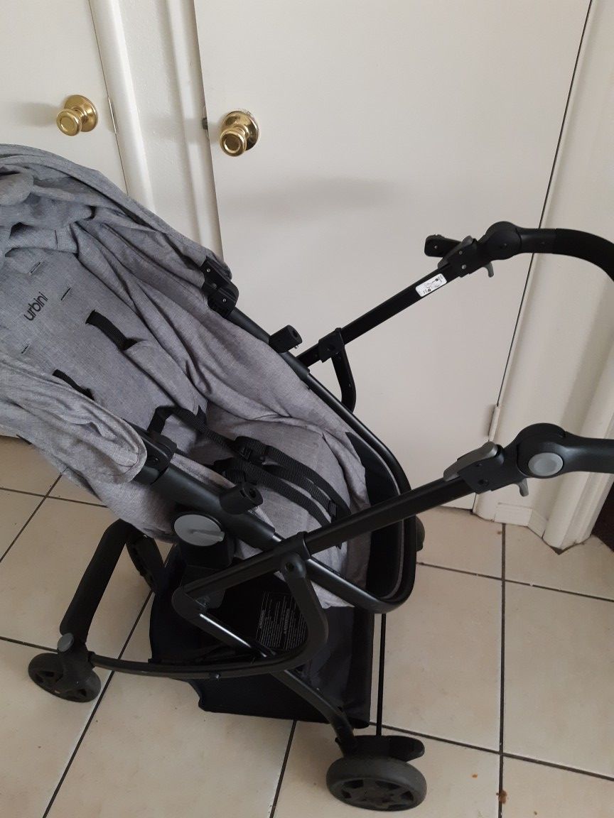 Urbini stroller and car seat set