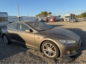 2016 TESLA MODEL S P90D