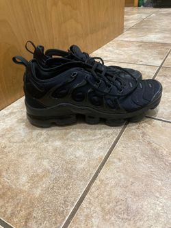black nike’s