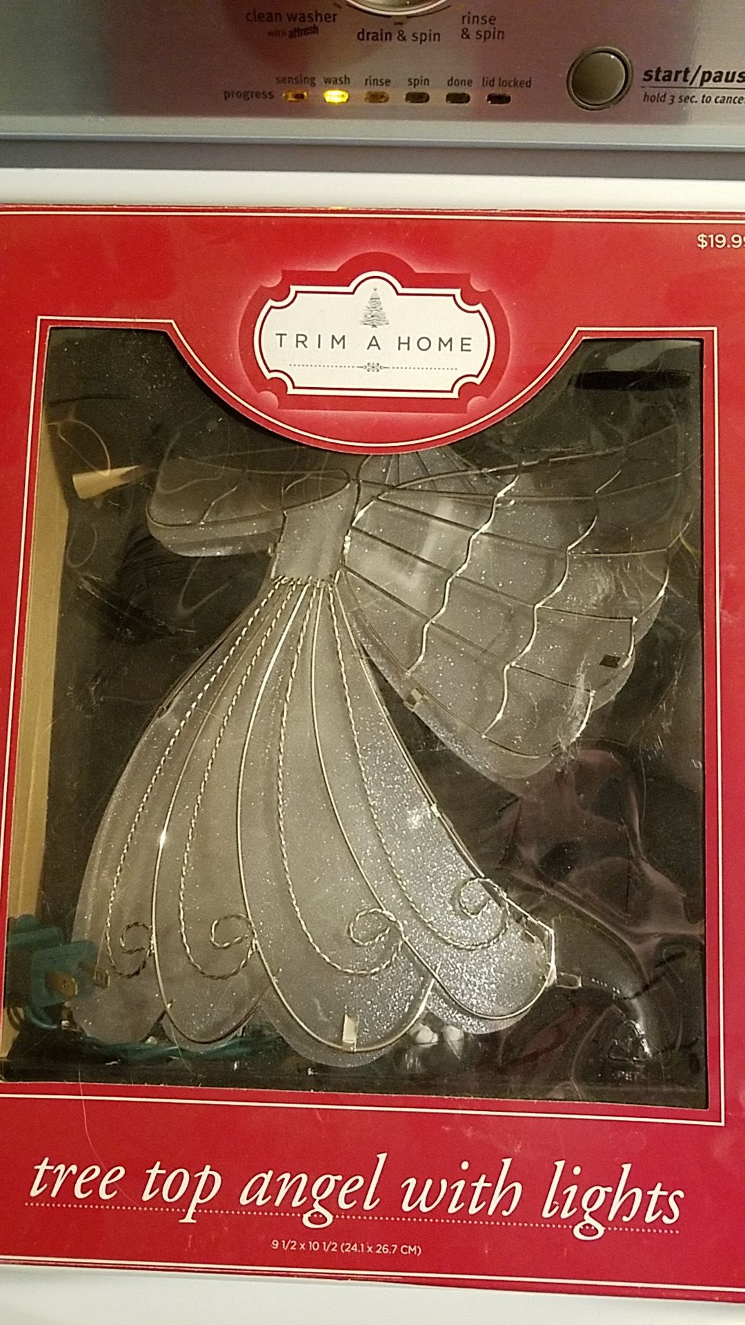 Tree top angel