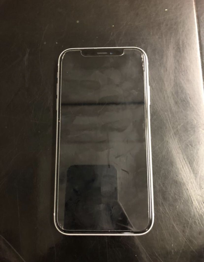 White IPhone XR (64 GB) T-Mobile