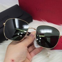 New SUNGlasses VALENTINO