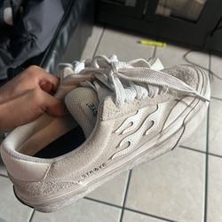 Straye Shoes